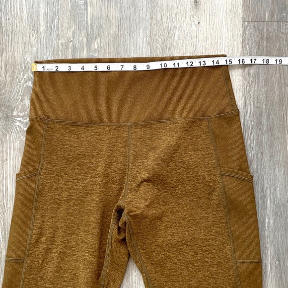 OFFLINE by Aerie The Hugger Hi-Rise Leggings - Picture 6 of 9